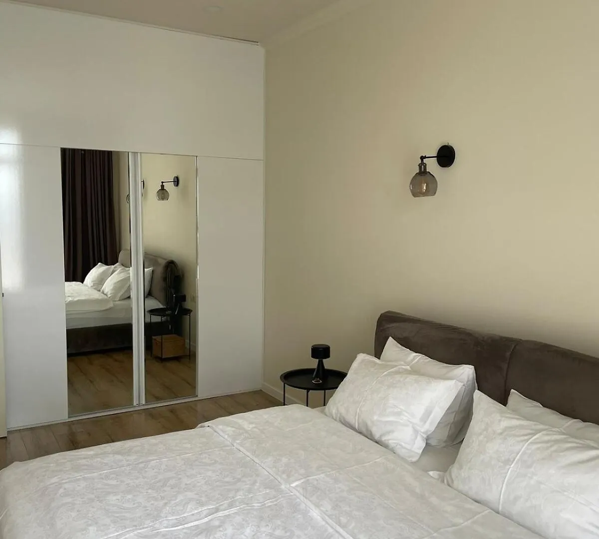 Bright & Airy Hideaway Lägenhet Tbilisi